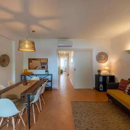 Beautiful Seaside Apartment Tavira